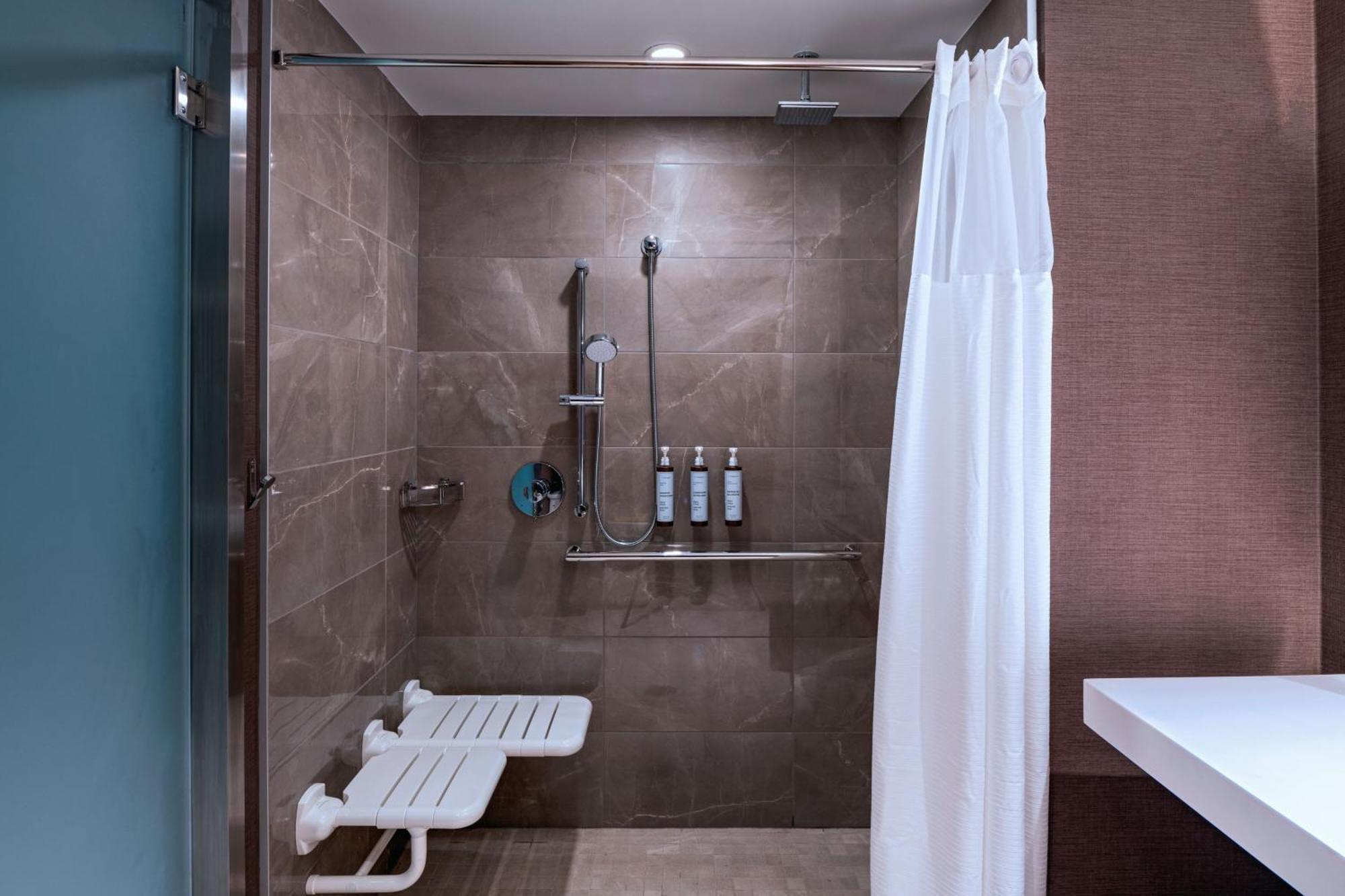 Ac Hotel By Marriott Waco Downtown ภายนอก รูปภาพ